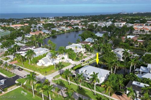 605-605 8th Ave S, NAPLES, FL, 34102-6917 | Card Image