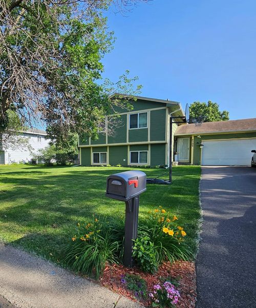 6209 113 1/2 Ave N, Champlin, MN, 55316-3496 | Card Image