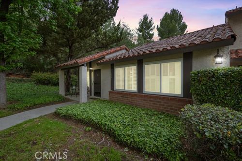27556 Rondell St, Calabasas, CA, 91301-2460 | Card Image