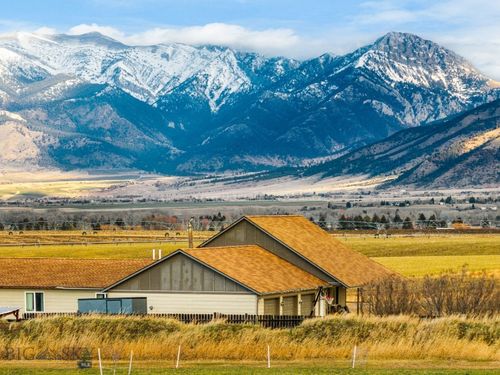 2426 Harper Puckett Rd, Bozeman, MT, 59718-8800 | Card Image