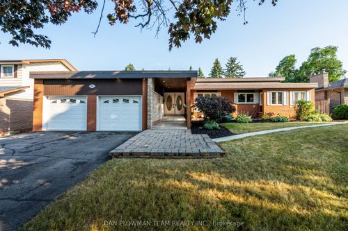 83 Sherwood Rd E, Ajax, ON, L1T2Y7 | Card Image
