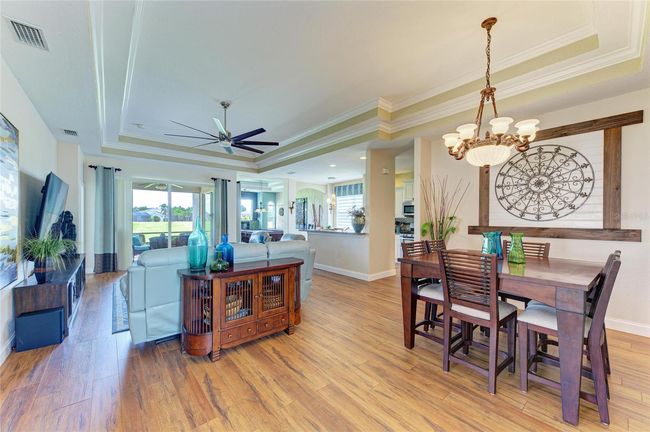 8906 Stone Harbour Loop, House other with 3 bedrooms, 2 bathrooms and null parking in BRADENTON FL | Image 10