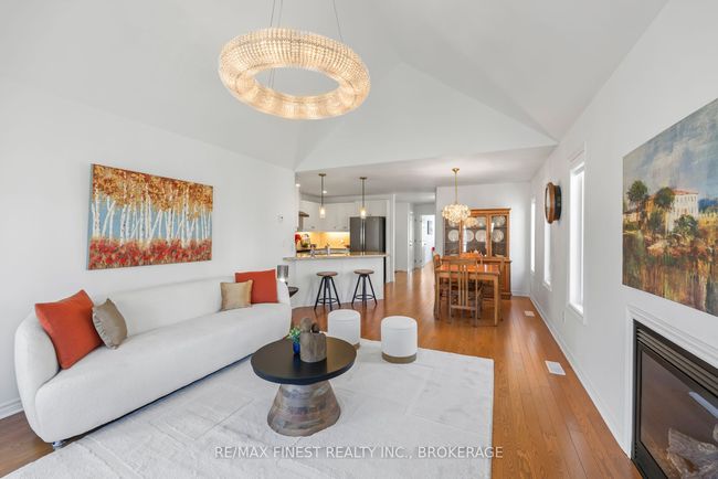 460 Country Club Dr, House attached with 3 bedrooms, 3 bathrooms and 4 parking in Bath ON | Image 25