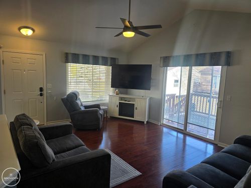 29910 Kenwood Ct, Roseville, MI, 48066-1982 | Card Image