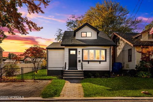 839 Brookside Ave, Keyport, NJ, 07735-5302 | Card Image