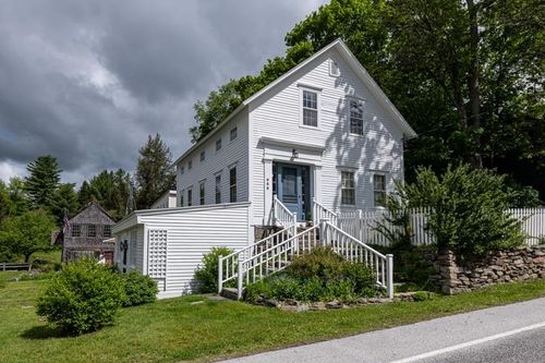 686 Main Street, Weston, VT, 05161 | Card Image
