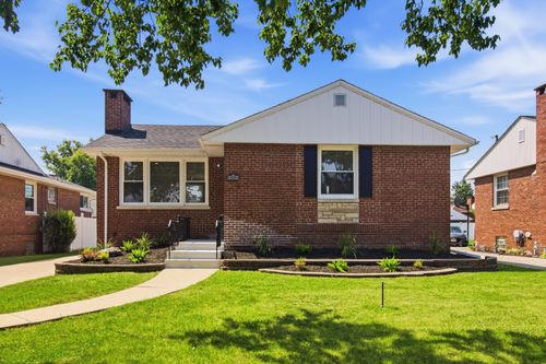 10251 Kent St, Westchester, IL, 60154-4314 | Card Image