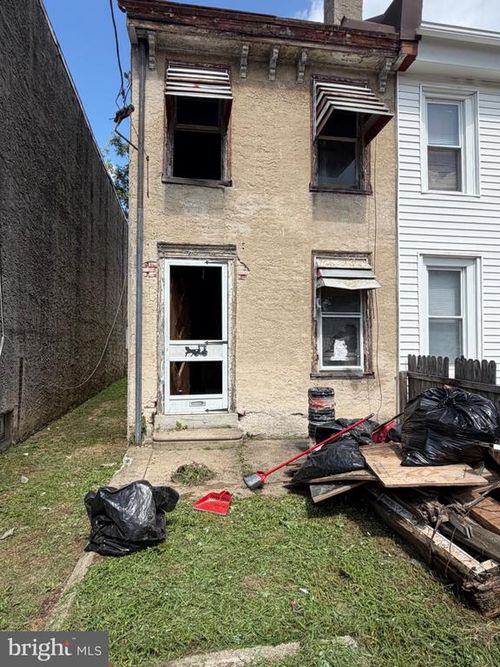 217 E Ashmead St, PHILADELPHIA, PA, 19144-1711 | Card Image