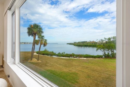 unit-205d-3330 Gulf Of Mexico Dr, LONGBOAT KEY, FL, 34228-2820 | Card Image