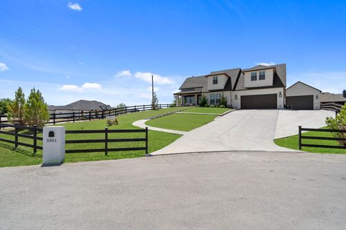 5301 Tobey Ct, Fort Worth, TX, 76126-8371 | Card Image