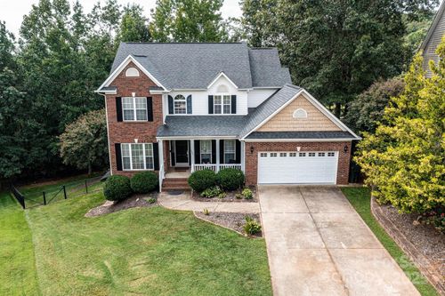 4963 Old River Dr, Hickory, NC, 28602-9478 | Card Image