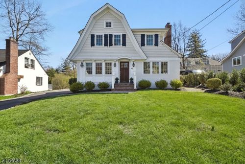 42 Locust Dr, Summit, NJ, 07901-2442 | Card Image