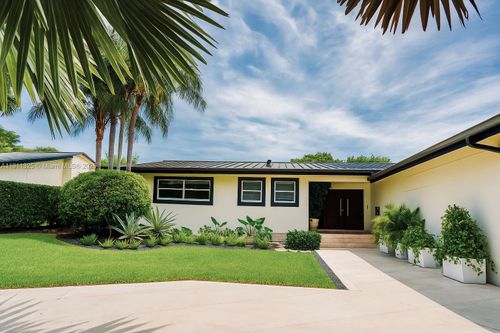 247 E East Shore Dr, Miami, FL, 33133 | Card Image