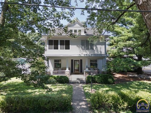 412 N Elm St, Perry, KS, 66073-4168 | Card Image