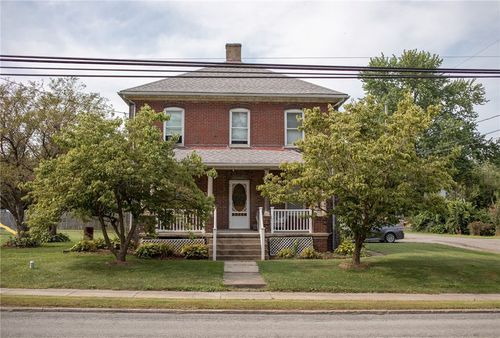 709 E Poland Ave, Bessemer, PA, 16112-9733 | Card Image