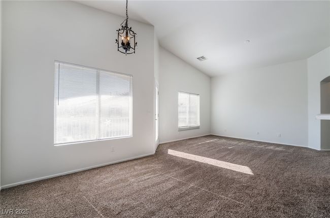 UNIT-101 - 6350 Dan Blocker Ave, Condo with 2 bedrooms, 2 bathrooms and null parking in Henderson NV | Image 6