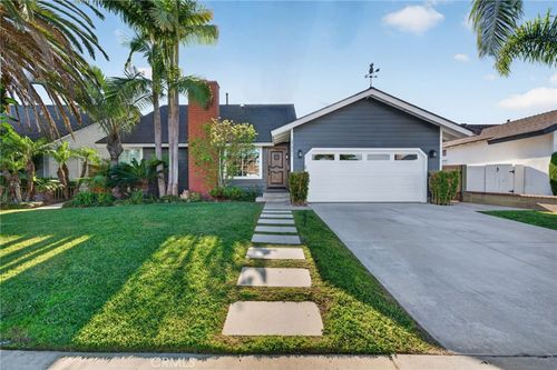 17391 Forbes Ln, Huntington Beach, CA, 92649-4664 | Card Image