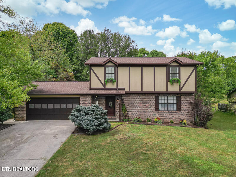 Inverrary Cir, Knoxville, TN 37918