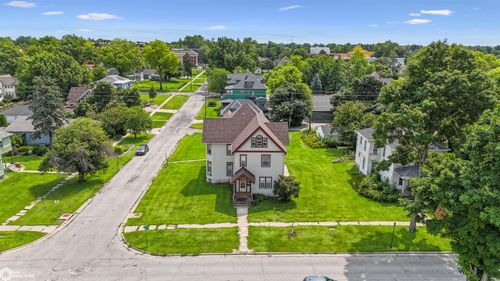 1132 Main St, Grinnell, IA, 50112-1661 | Card Image