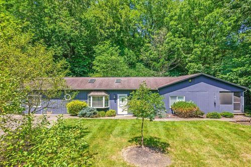 9766 Stickle Rd, Saint Louisville, OH, 43071-9753 | Card Image