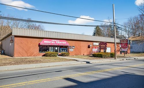 123 S Main St, Athol, MA, 01331 | Card Image