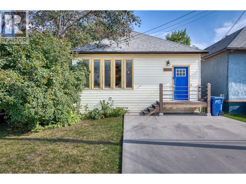 1052 5th Ave, Fernie, BC, V0B1M2 | Card Image