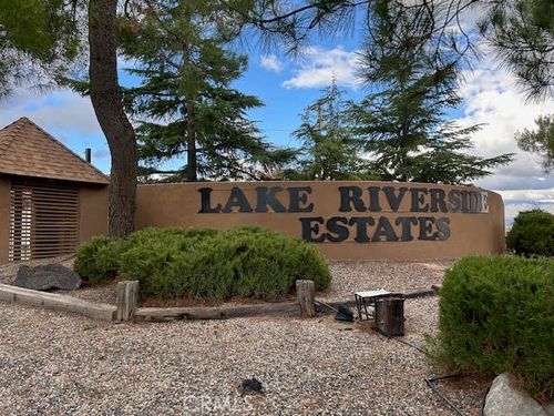 295 Flightline Way, Aguanga, CA, 92536 | Card Image