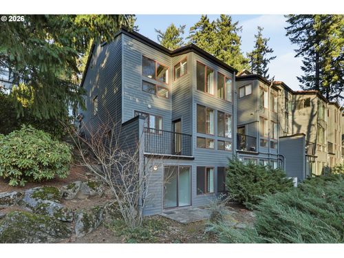 4466 Thunder Vista Ln, Lake Oswego, OR, 97035-1854 | Card Image