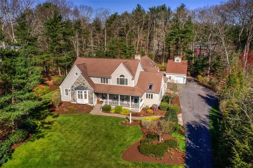 9 Windsor Pl, Mansfield, MA, 02048-1754 | Card Image