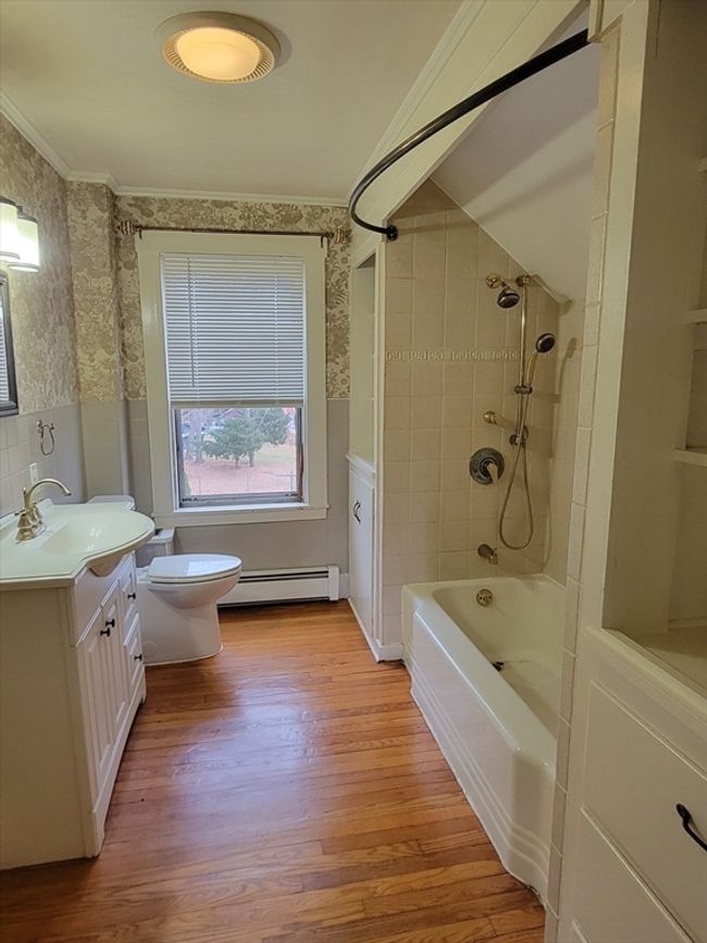 10 High St, House other with 3 bedrooms, 2 bathrooms and 2 parking in West Brookfield MA | Image 16