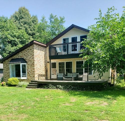 5409 Oak Ave, Lambton Shores, ON, N0N1J7 | Card Image