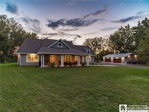 9709 Farel Rd, Fredonia, NY, 14063-9604 | Card Image