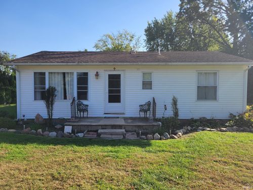 611 Easy Street, Monticello, IN, 47960 | Card Image