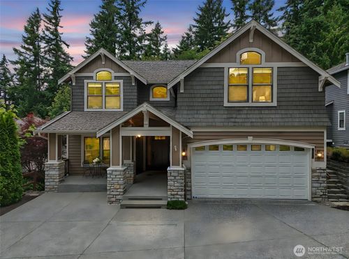 12924 Ne 87th St, Kirkland, WA, 98033-5904 | Card Image
