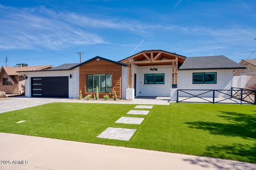 8318 E Sells Dr, Scottsdale, AZ, 85251-2819 | Card Image