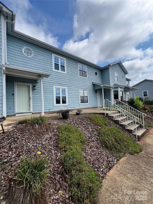 1404 River Dr, Belmont, NC, 28012-3569 | Card Image