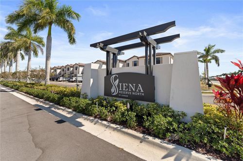 12958 Sw 231st St, Miami, FL, 33170-7634 | Card Image