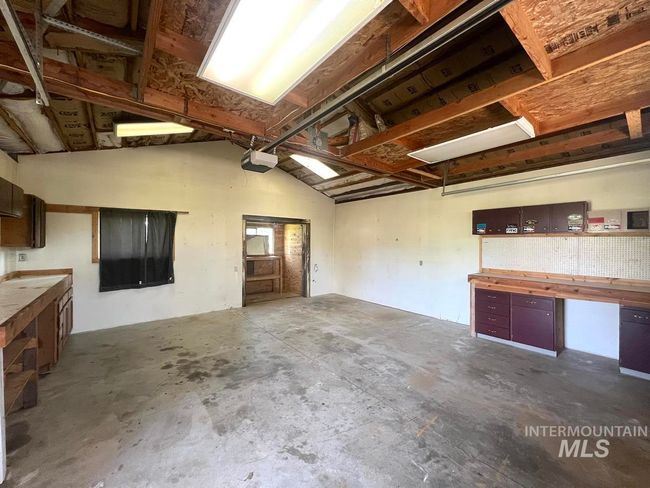13974 Rustic Rd, House other with 3 bedrooms, 2 bathrooms and 3 parking in McCall ID | Image 15