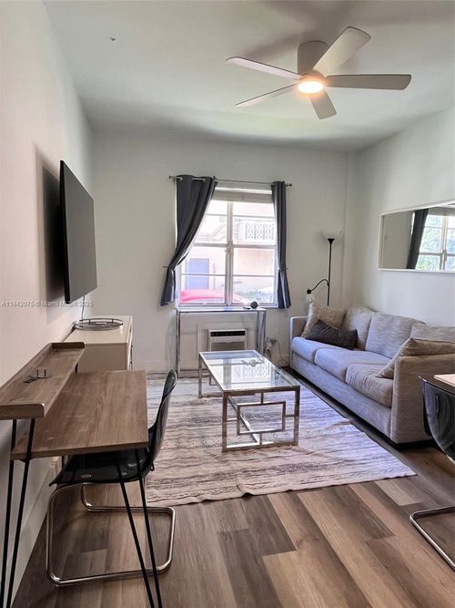 apt-1f-3030 Collins Ave, Miami Beach, FL, 33140-4165 | Card Image