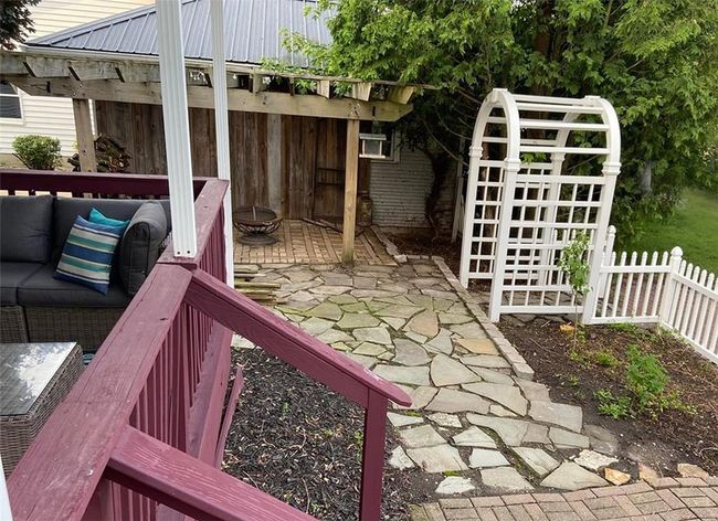 303 N Dazey St, House other with 4 bedrooms, 3 bathrooms and null parking in Findlay IL | Image 14