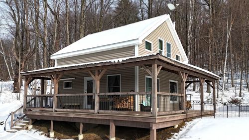 89 Field Way, Pownal, VT, 05261-9344 | Card Image