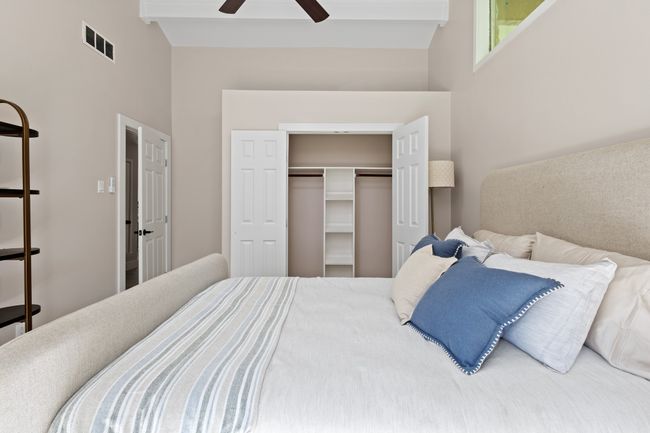 10528 Swallow Ln, House other with 3 bedrooms, 2 bathrooms and null parking in Dallas TX | Image 21
