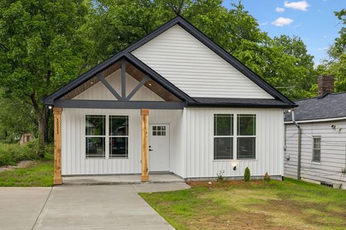 1511 Cheatham St, Springfield, TN, 37172-3133 | Card Image