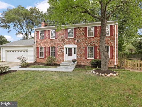 8223 Treebrooke Ln, Alexandria, VA, 22308-1746 | Card Image