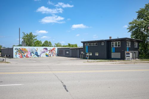 25 N Park St Nw, Walker, MI, 49544-6932 | Card Image