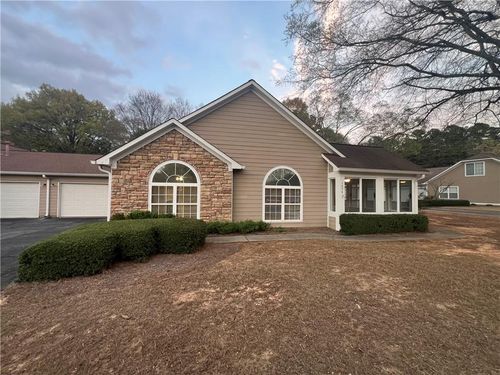 1898 Kolb Farm Cir Sw, Marietta, GA, 30008-8840 | Card Image