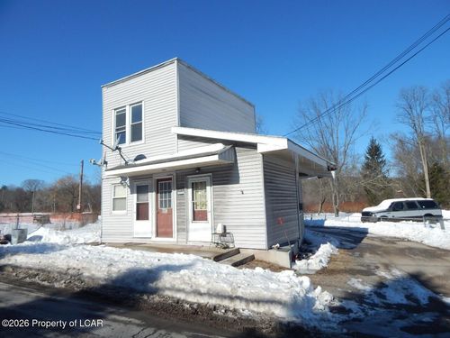 680 Main Rd, Dallas, PA, 18612-9222 | Card Image