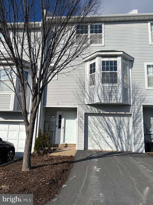 15-351 Huntington Ct, WEST CHESTER, PA, 19380-1781 | Card Image