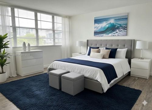 apt-206-999 Brickell Bay Dr, Miami, FL, 33131-2912 | Card Image