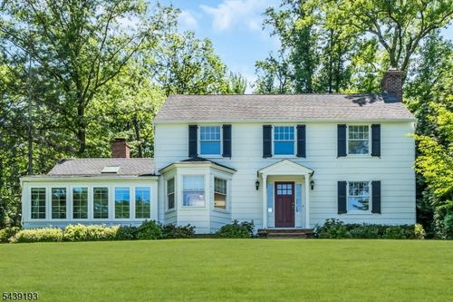 15 Mountainview Dr, Mountainside, NJ, 07092-2510 | Card Image